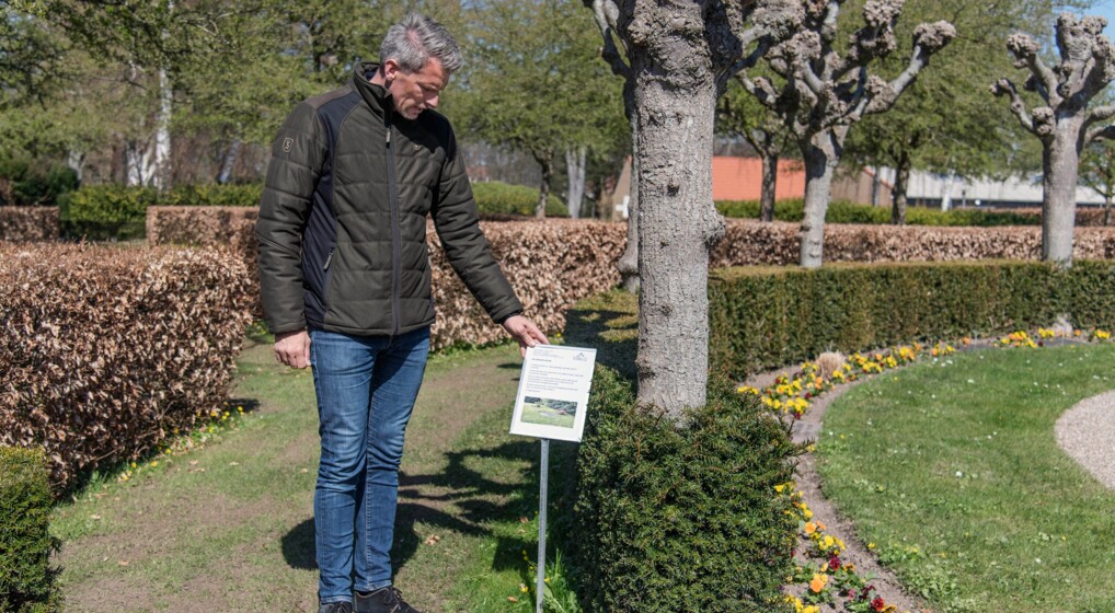 Kirkegårdsleder Dennis Andersen Kirkegårdsleder Dennis Andersen